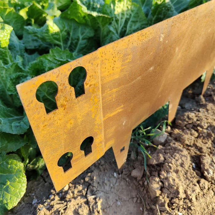 Rusty Fence Landscape Corten Steel Edging
